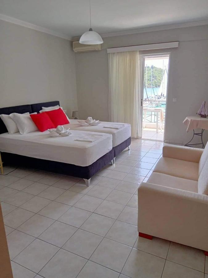 Nidri Bay Studios Extérieur photo